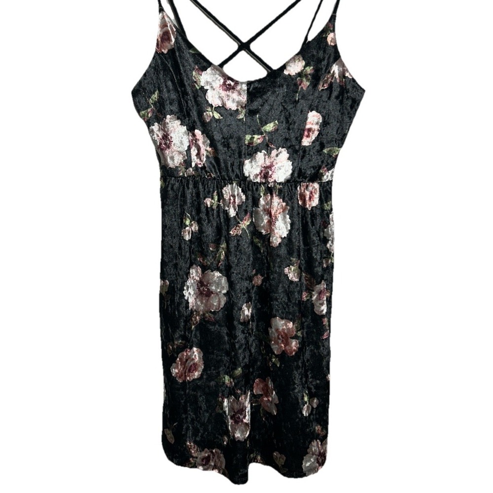 Ivy + Main Velvet Mini Dress‎ Black Floral Women's Size Medium NWT